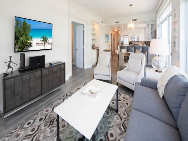 Spacious Fourth-Floor Condo with Full Ocean View