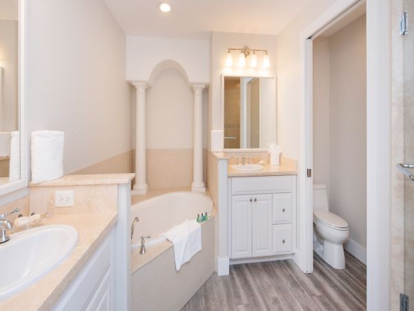 Spacious Fourth-Floor Condo with Full Ocean View