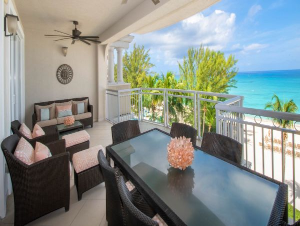 Fourth Floor Unit with 3 Bedrooms & Ocean Views