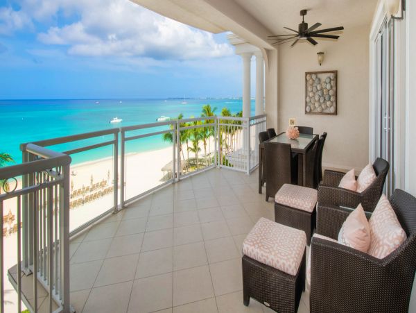 Fourth Floor Unit with 3 Bedrooms & Ocean Views