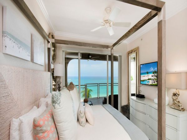 Fourth Floor Unit with 3 Bedrooms & Ocean Views