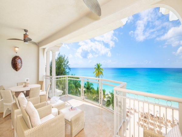 Fifth Floor Unit with 3 Bedrooms & Ocean Views