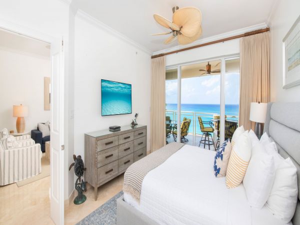 Fifth Floor Unit with 3 Bedrooms & Ocean Views