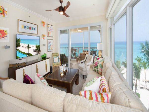 Beautiful Condo with 3 Bedrooms & Full Ocean Views