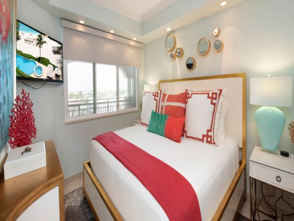Beautiful Condo with 3 Bedrooms & Full Ocean Views