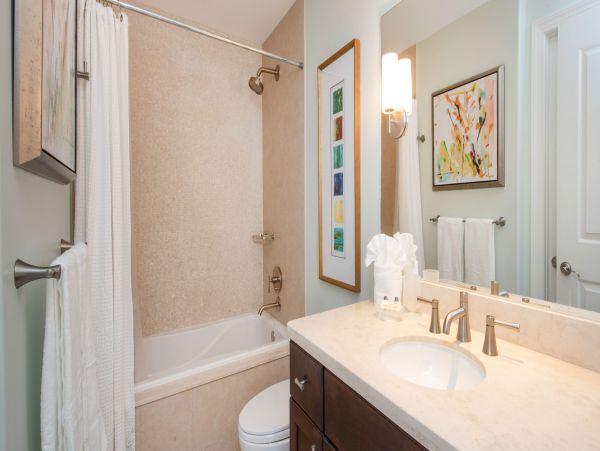 Beautiful Condo with 3 Bedrooms & Full Ocean Views