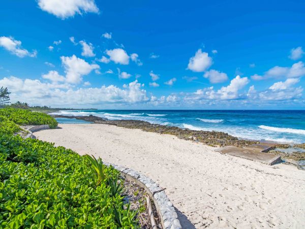 Old Man Bay 2 Bedroom Beach Rental with Pool Six Guests