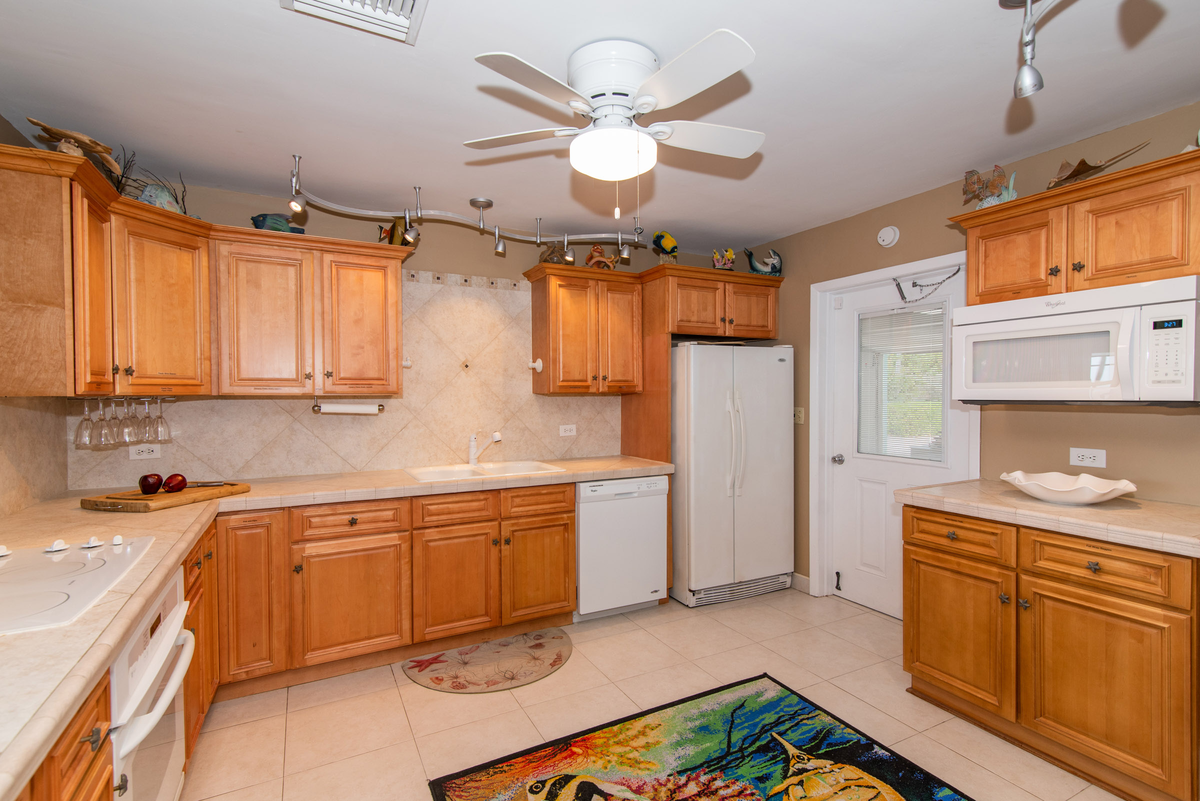 Old Man Bay 2 Bedroom Beach Rental with Pool Six Guests