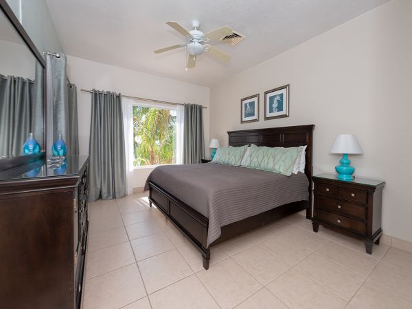 Cayman Islands Condo 959487