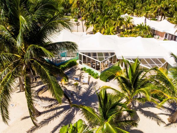 Cayman Islands Condo 959490