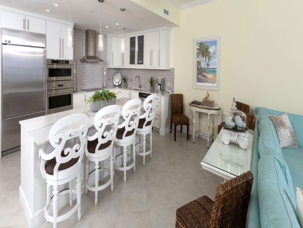 Beachfront Cayman Islands Vacation Condo
