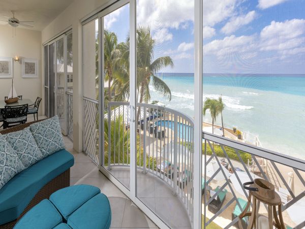 Beachfront Cayman Islands Vacation Condo