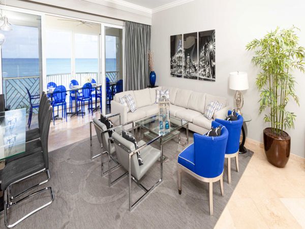 Beachfront Luxury Condo Four Bedroom in Cayman Island