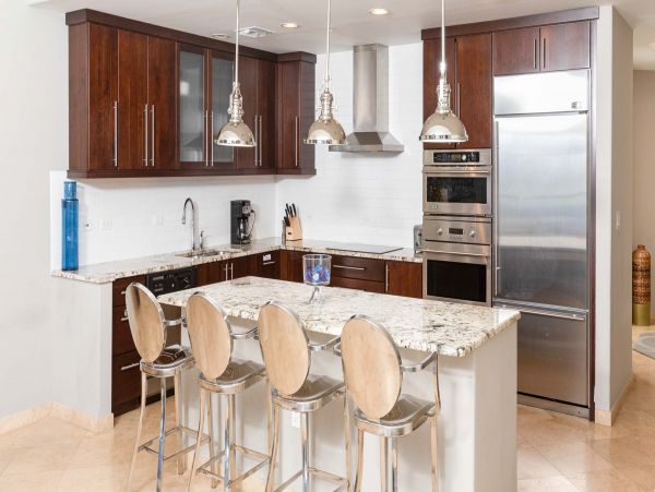 Beachfront Luxury Condo Four Bedroom in Cayman Island