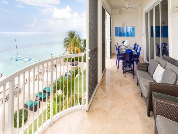 Beachfront Luxury Condo Four Bedroom in Cayman Island