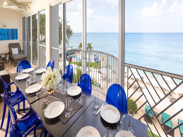Beachfront Luxury Condo Four Bedroom in Cayman Island
