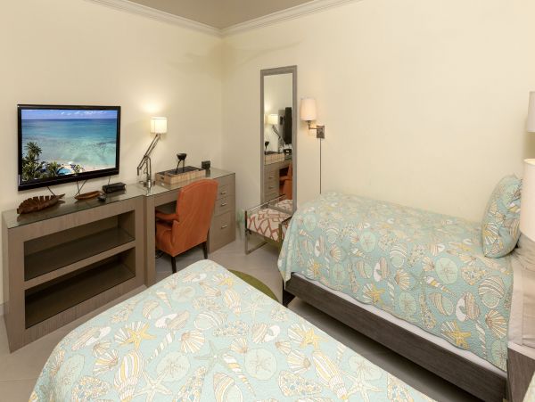 Perfect Cayman Islands Vacation Rental with 4 Bedroom
