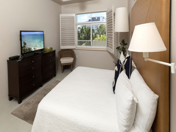 Perfect Cayman Islands Vacation Rental with 4 Bedroom