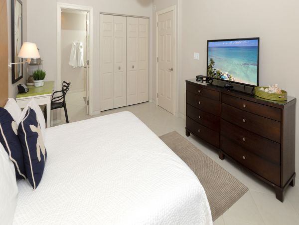 Perfect Cayman Islands Vacation Rental with 4 Bedroom
