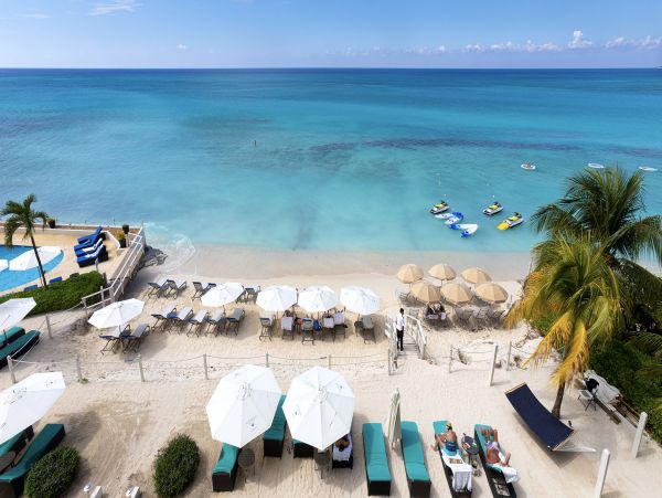 Perfect Cayman Islands Vacation Rental with 4 Bedroom
