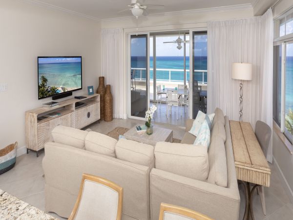 Beachfront 3 Bedroom Vacation Condo in Cayman Islands