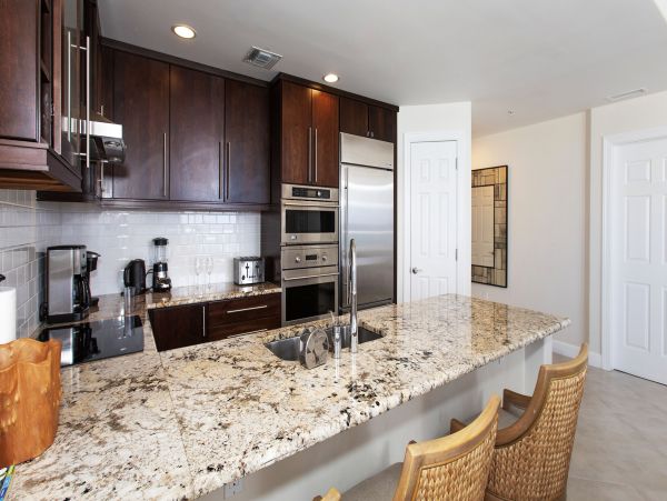 Beachfront 3 Bedroom Vacation Condo in Cayman Islands