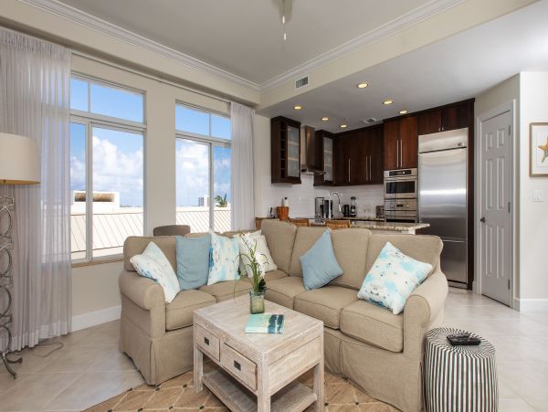 Beachfront 3 Bedroom Vacation Condo in Cayman Islands