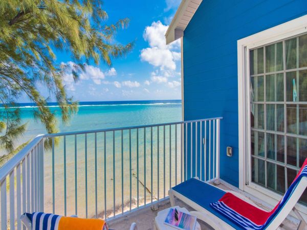 Grand Cayman Oceanfront Villa Rental - Luxury 4-Bedroom Vacation Home with Pool