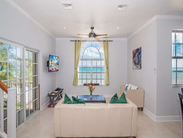 Grand Cayman Oceanfront Villa Rental - Luxury 4-Bedroom Vacation Home with Pool