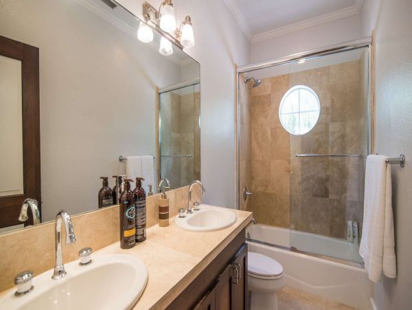 Grand Cayman Oceanfront Villa Rental - Luxury 4-Bedroom Vacation Home with Pool