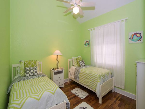 Grand Cayman Oceanfront Villa Rental - Luxury 4-Bedroom Vacation Home with Pool