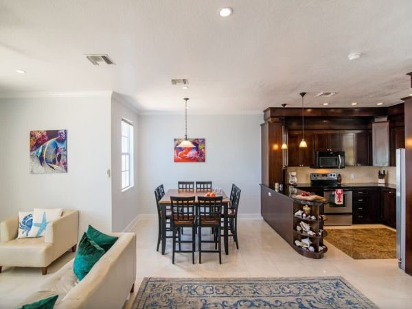 Grand Cayman Oceanfront Villa Rental - Luxury 4-Bedroom Vacation Home with Pool