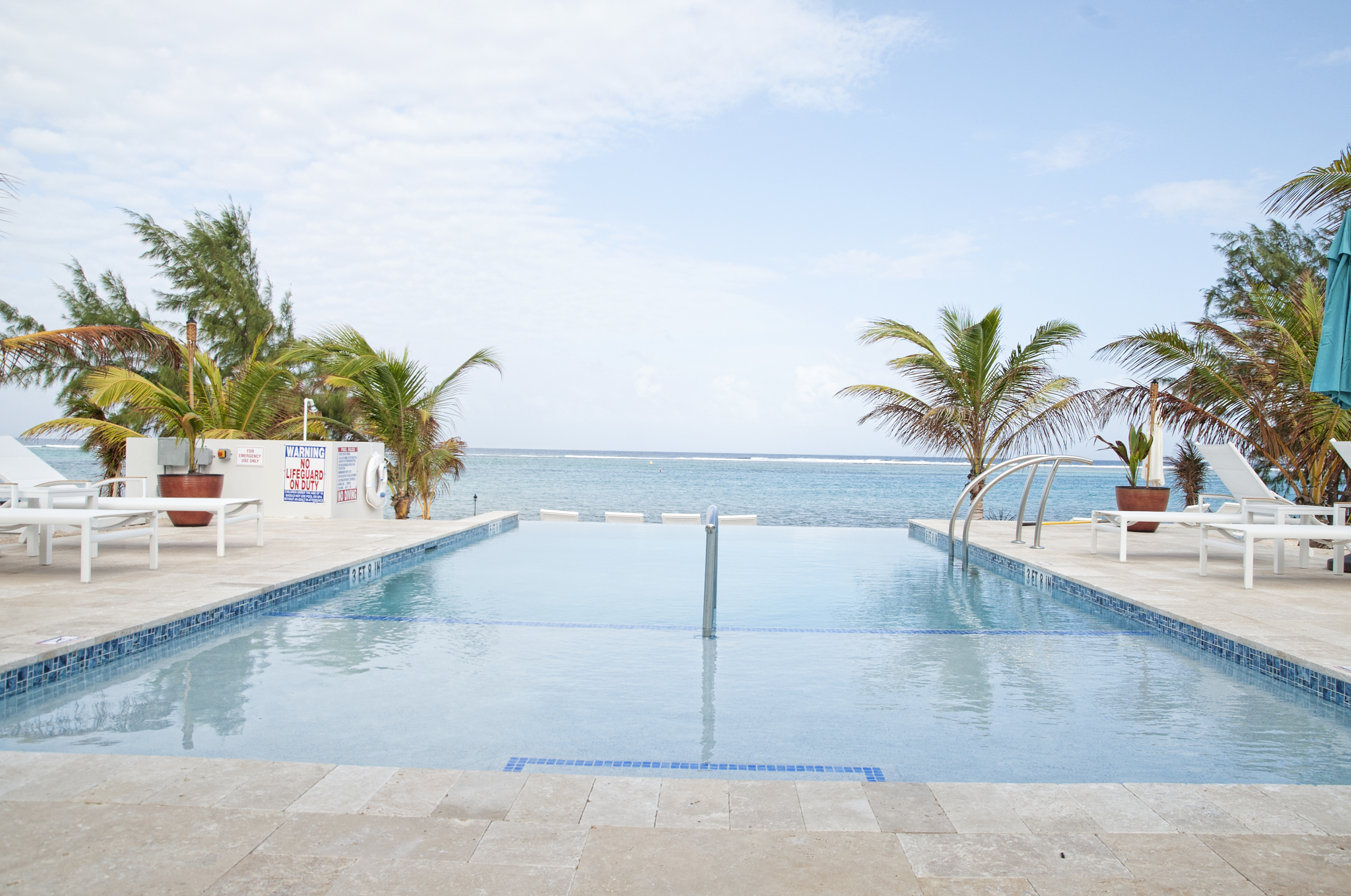 Cayman Islands Condo 959537