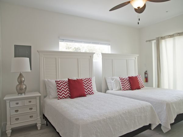 Cayman Islands Condo 959541