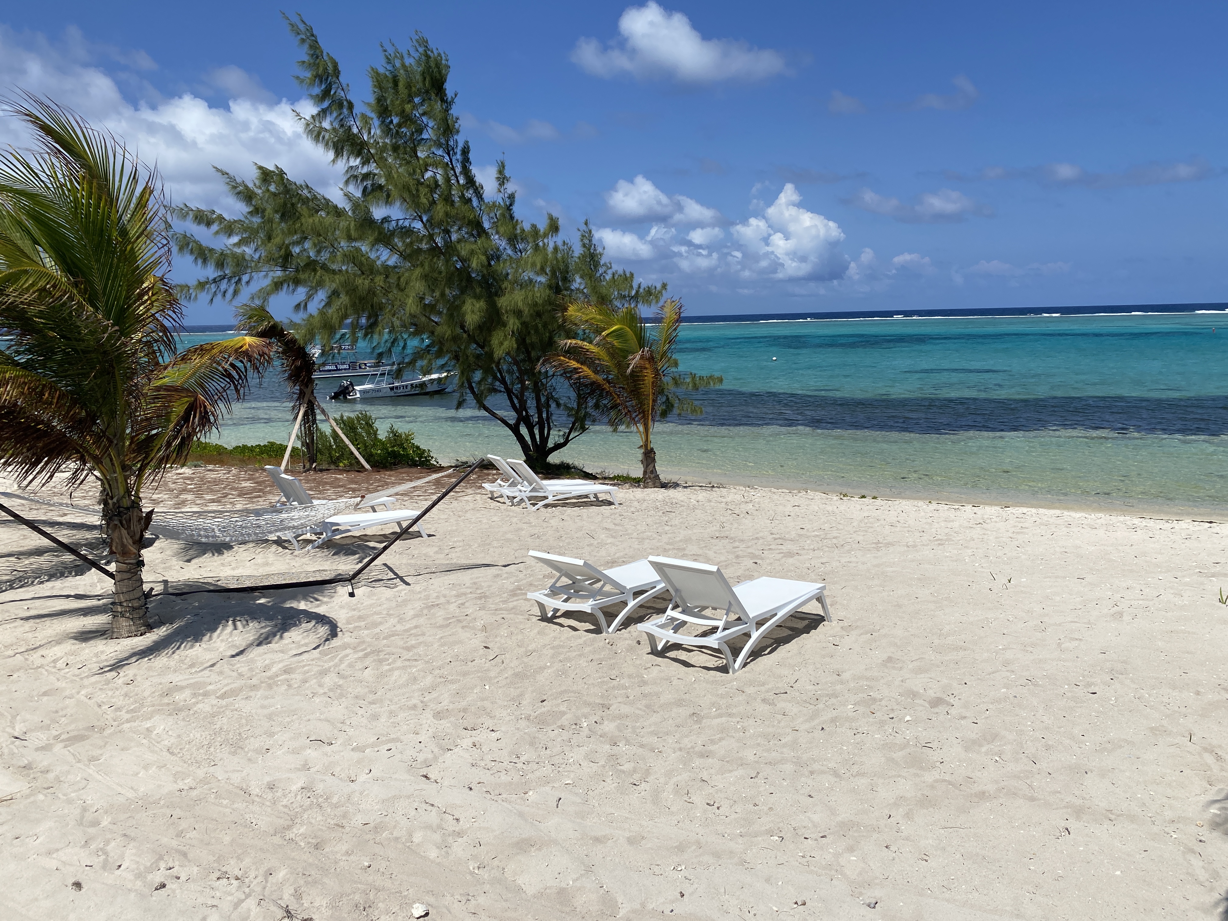 Cayman Islands Condo 959543