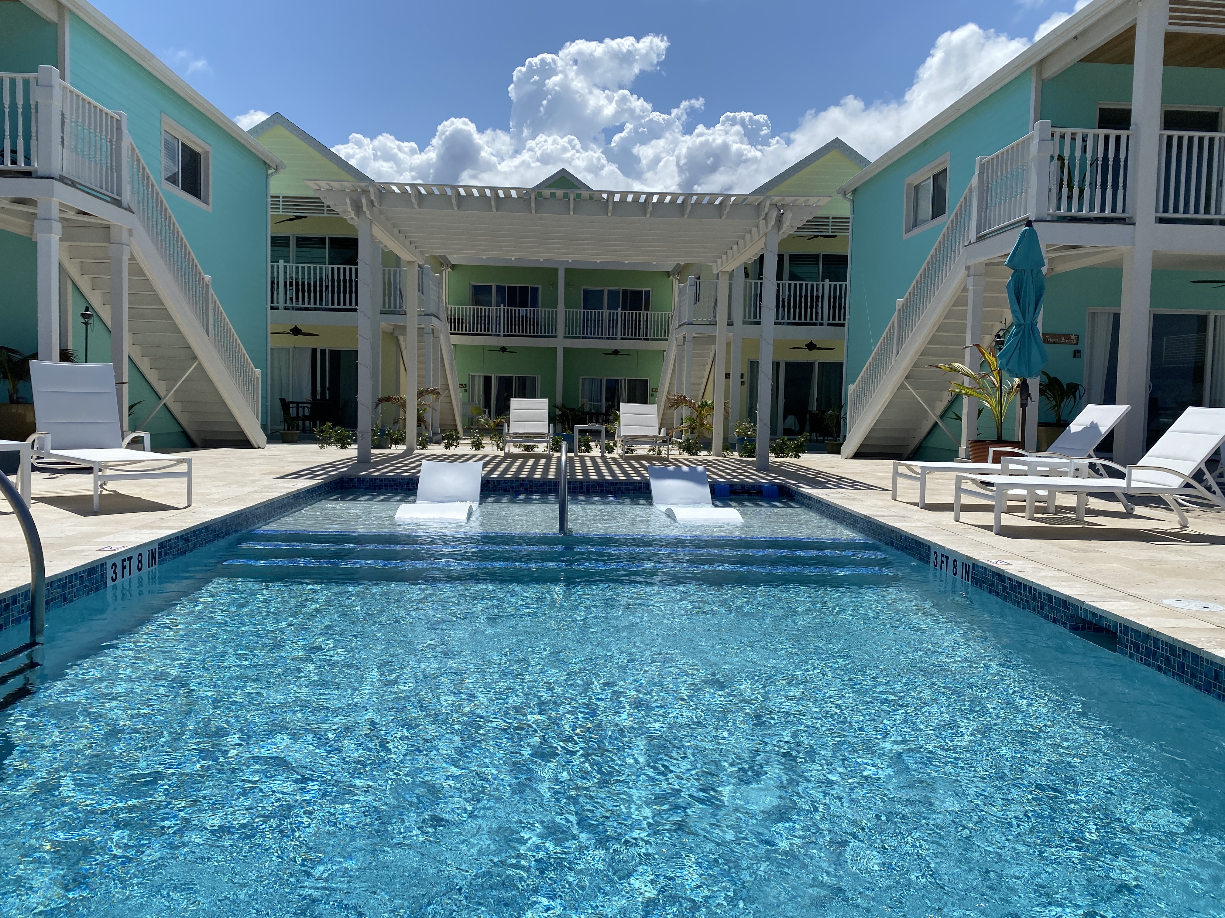 Cayman Islands Condo 959543