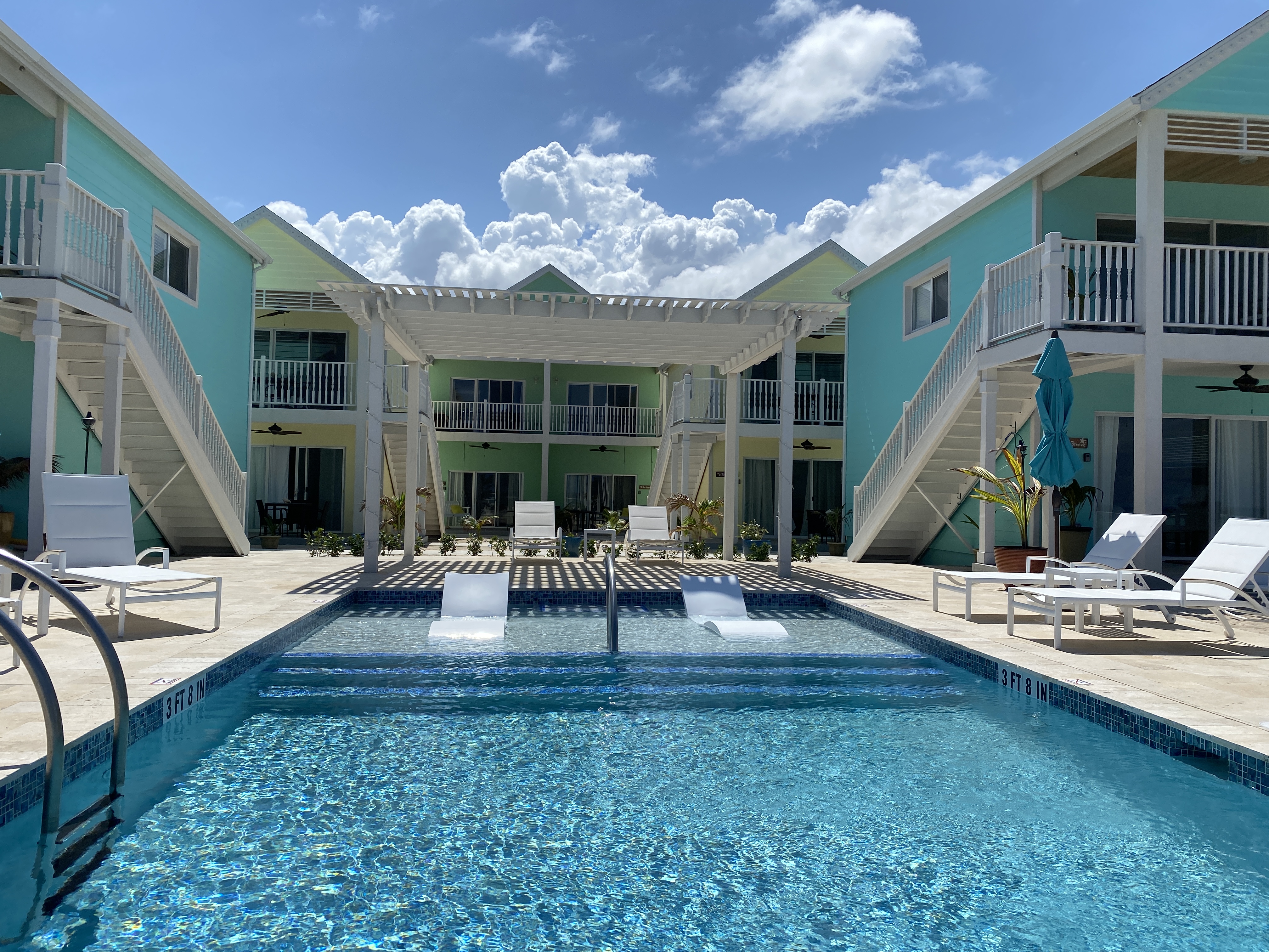 Cayman Islands Condo 959543