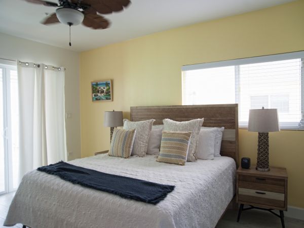 Cayman Islands Condo 959547