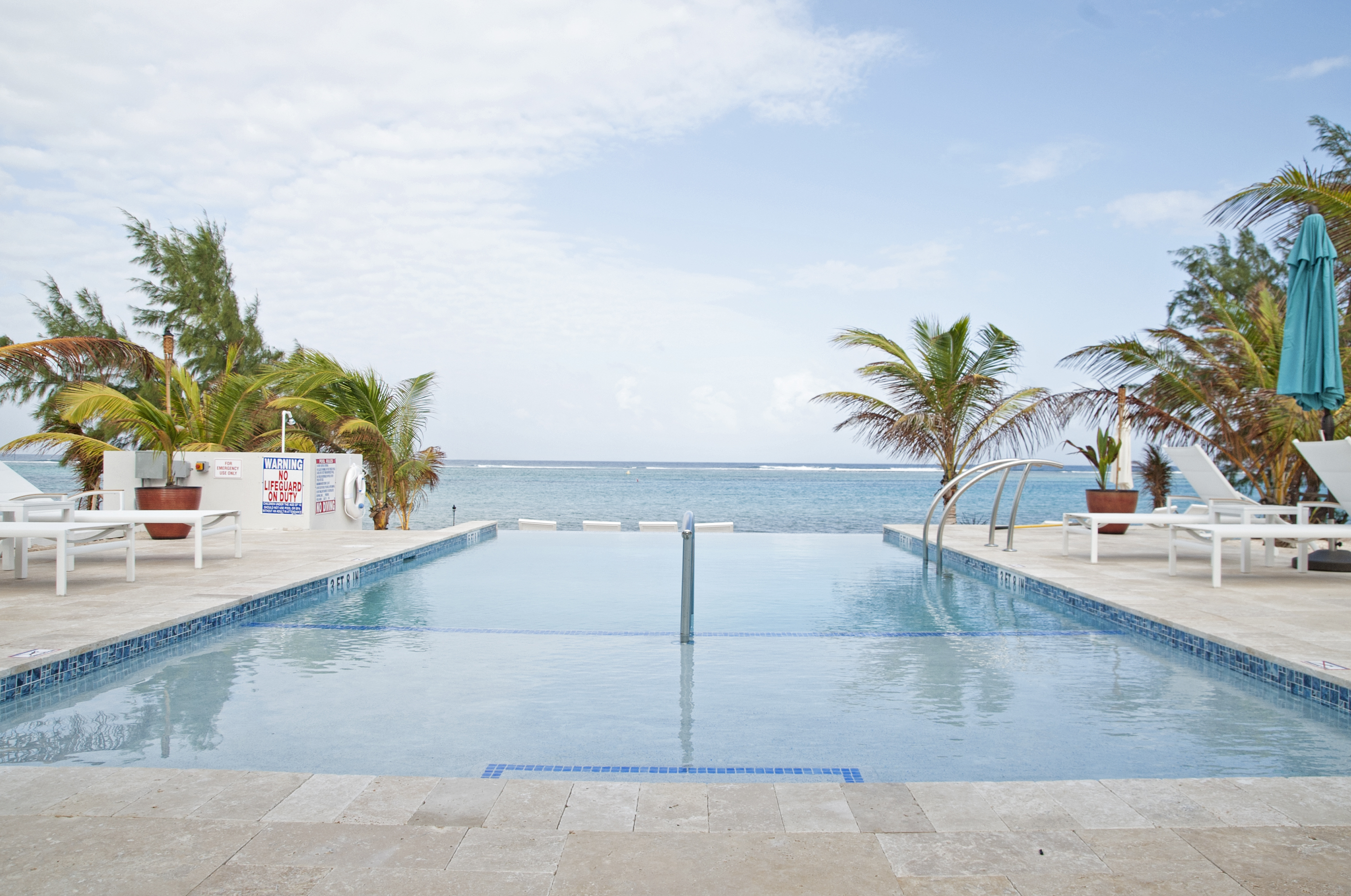Cayman Islands Condo 959549