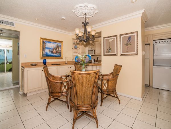 Cayman Islands Condo 959576