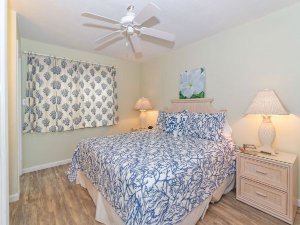 Cayman Islands Condo 959578
