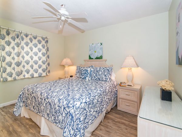 Cayman Islands Condo 959578