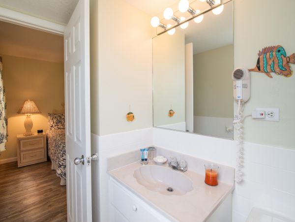 Cayman Islands Condo 959578