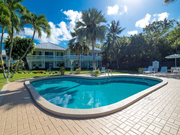 Cayman Islands Condo 959580