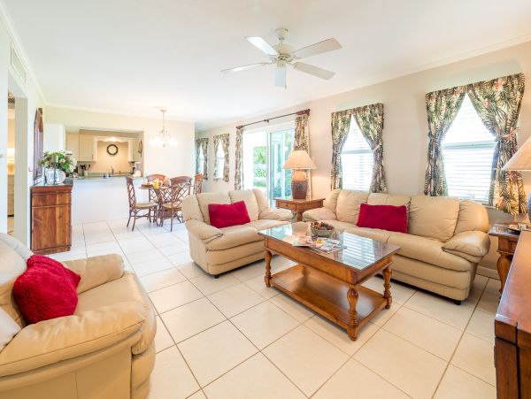 Cayman Islands Condo 959580