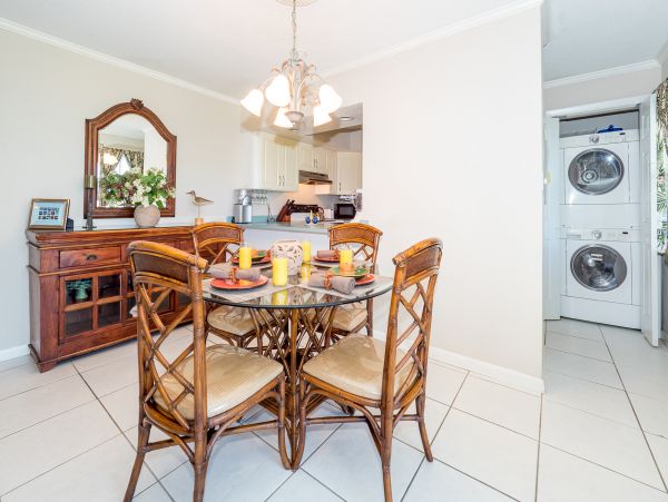 Cayman Islands Condo 959580