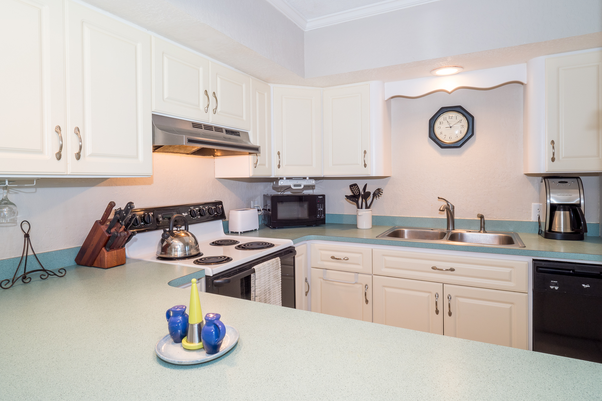 Cayman Islands Condo 959580