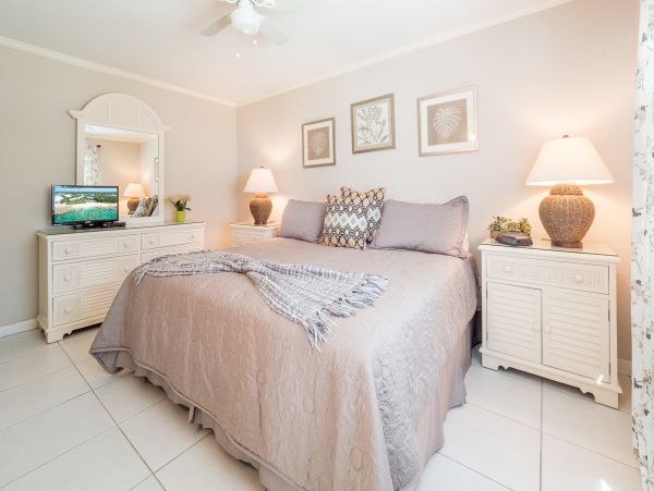 Cayman Islands Condo 959580