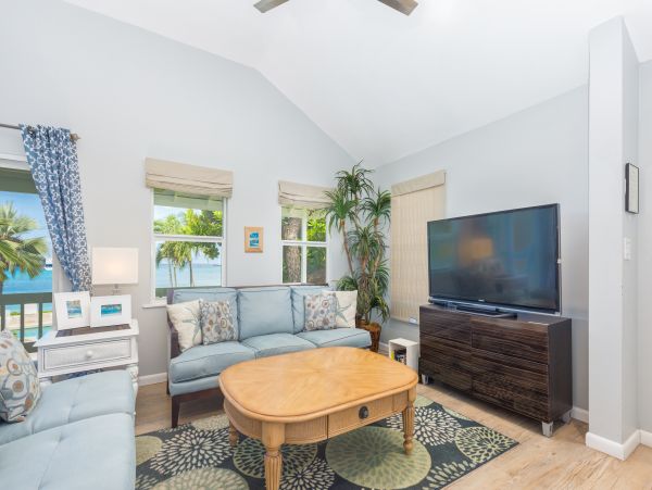 Cayman Islands Condo 959582