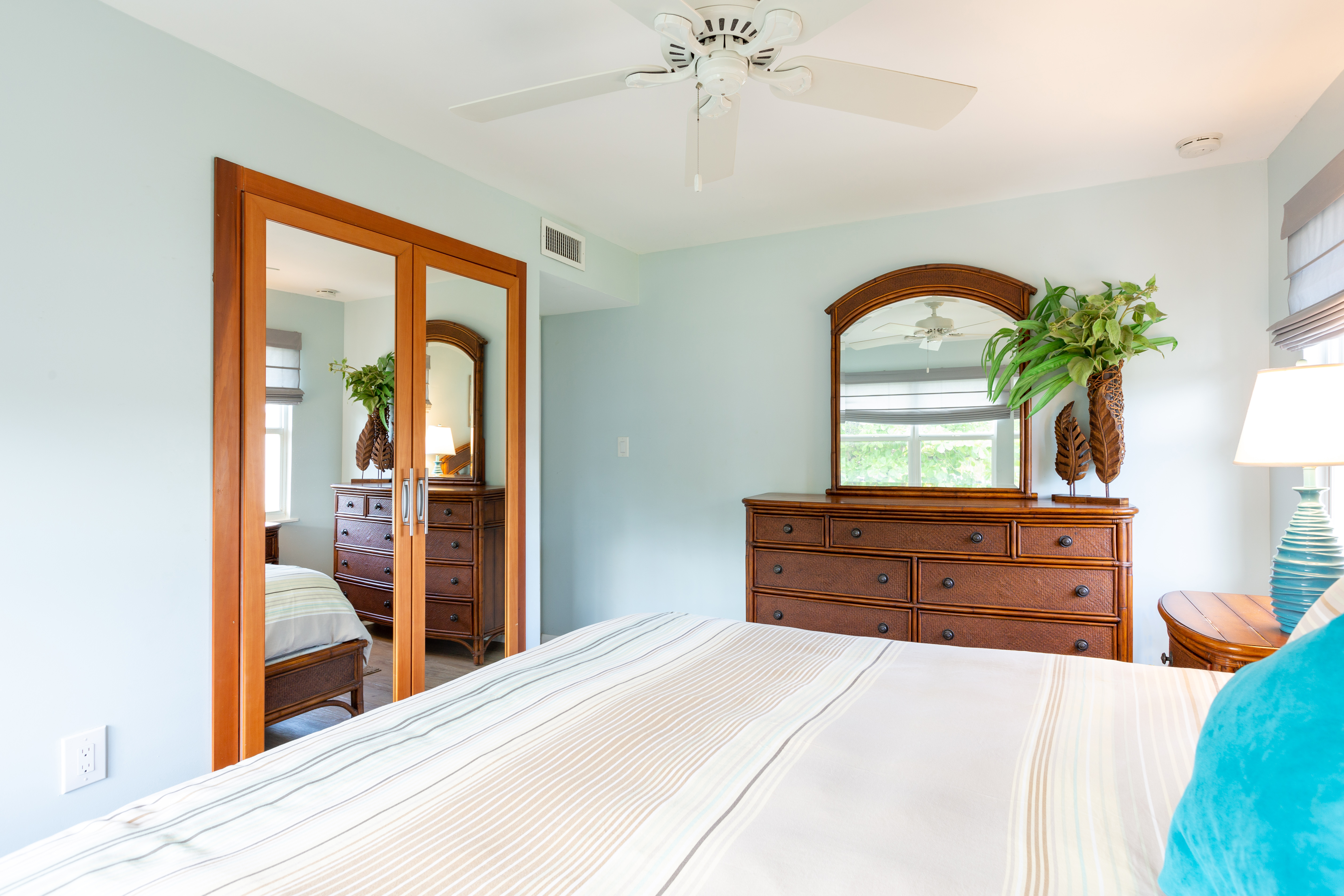 Cayman Islands Condo 959582